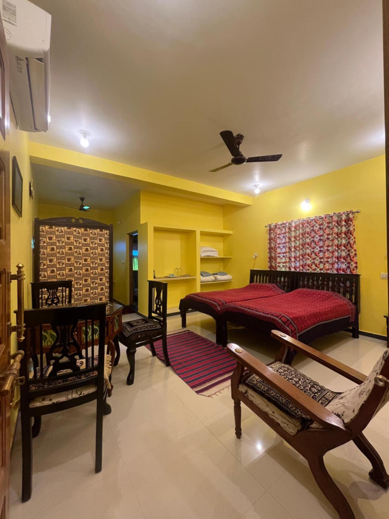 Sharad Baug Homestay Bhuj Exterior foto